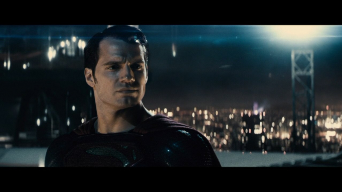 Jesse Eisenberg, Henry Cavill In 'Batman v Superman: Dawn of Justice' Preview