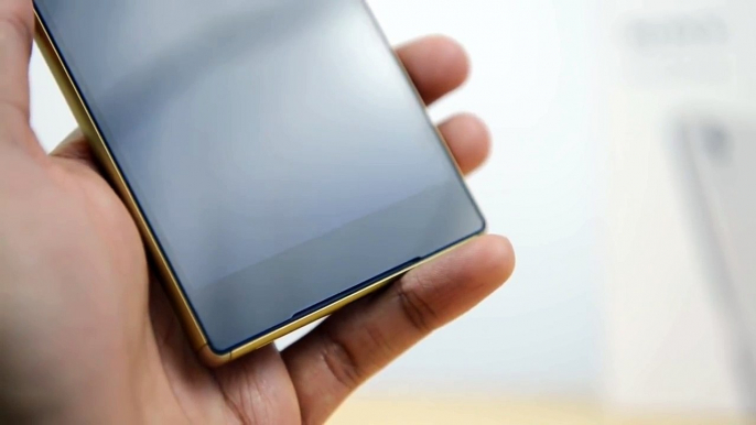 Sony Xperia Z5 Premium Gold Unboxing & Hands On!