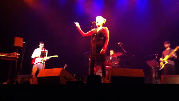 Cover Plus, Hazel O'Connor