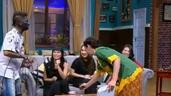 Ini Talk Show 8 Maret 2016 Part 2 - Yura, Agatha Prissil, Wenda Tan