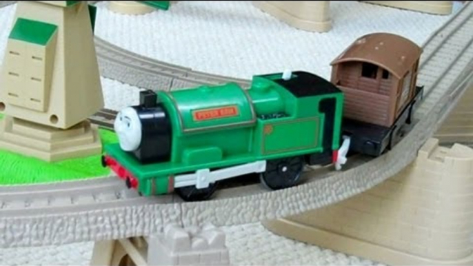 Trackmaster PETER SAM on a Large Thomas The Tank Engine Train Set Kids Toy train Set Thomas The Tank