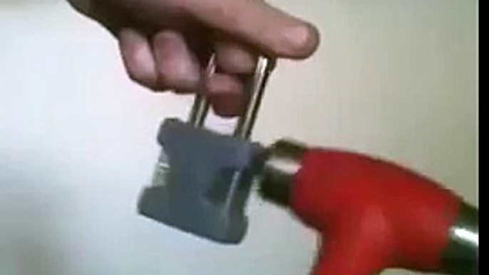 Kwikset SmartKey Padlock - Not Very Smart - but since this video, they fixed it!