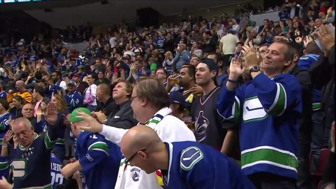 Linden Vey Scores his First NHL Goal (Oct. 11, 2014)