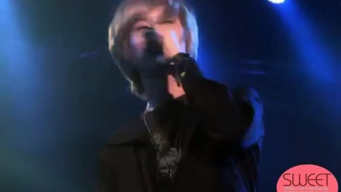 101128 Taemin H3LL0 fancam @ gs25 Love concert