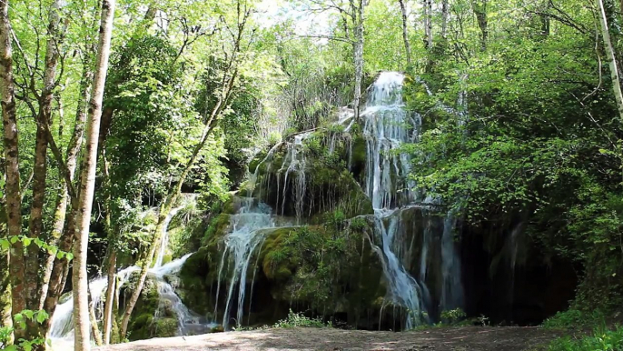 Roquefort les cascades 28/04/2015 réalisation vidéo Yves MIQUEL