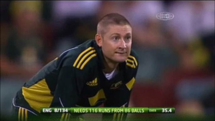 Funny Cricket Moment  Runner confuses fielding team