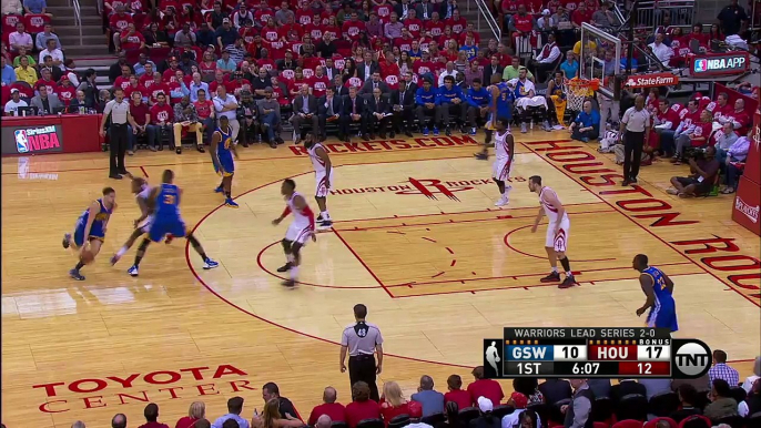 Dwight Howard Blocks Festus Ezeli