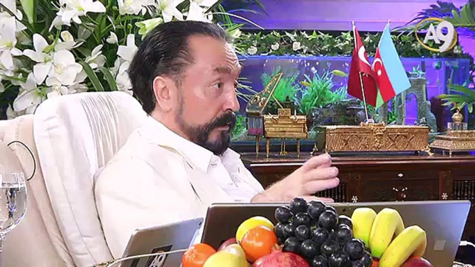 L'Interview d'Adnan Oktar en direct sur A9 TV avec la traduction simultanée (12.03.2016)