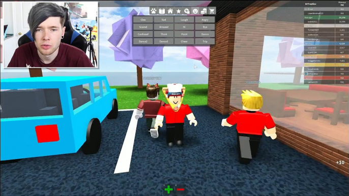 WORKING AT A PIZZA PLACE!! | Roblox