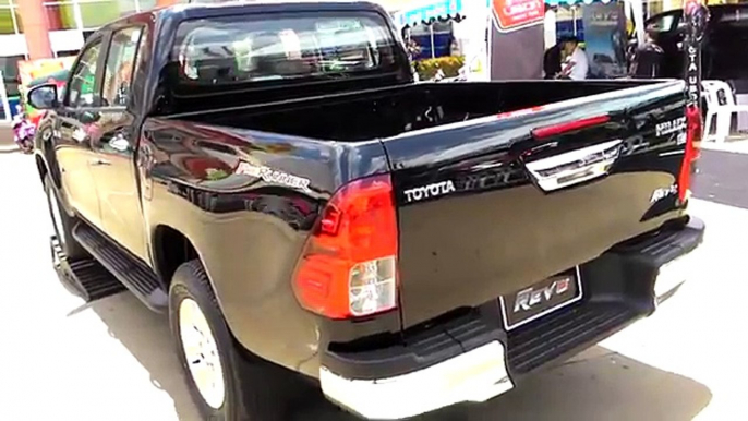 TOYOTA hilux giá bao nhiêu tại Việt nam - 0906.08.0068