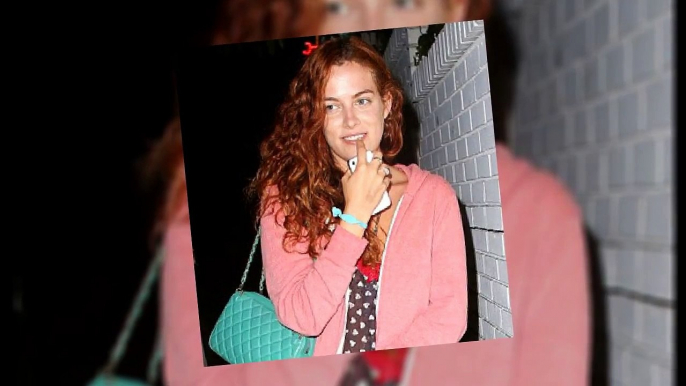 Riley Keough Without Makeup - Celebrity Without Makeup