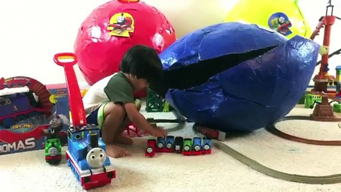 3 GIANT SURPRISE EGGS Thomas and Friends Surprise Toys opening Turbo Flip Go Bubble Ryan ToysReview