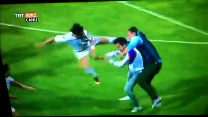 Karabükspor Fan Attacks The Referee While Elazigspor Player Attacks The Fan!