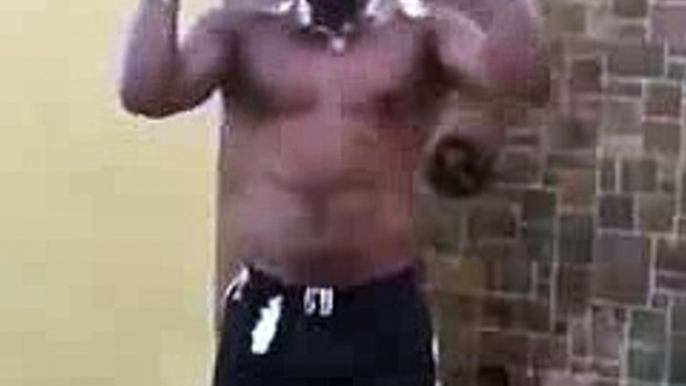 Chris Gayle Dancing While Taking Shower Champion Champion Troll - Shampo Shampo