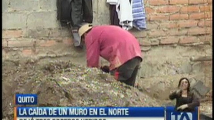 Caída de un muro dejó tres obreros heridos