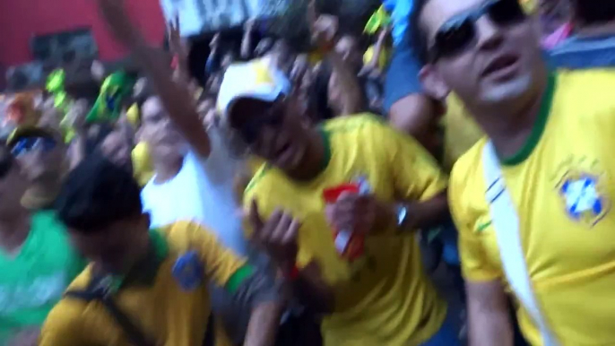 Banda Verde e Amarela BH - Dá-lhe, Dá-lhe, Dá-lhe Ô! (Brasil x Camarões - 23/06/2014)