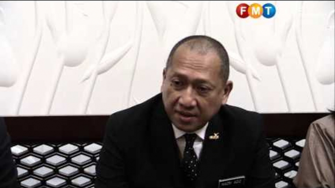 Saya sokong Ketua Menteri Sarawak halang ahli DAP masuk Sarawak kata Nazri Aziz