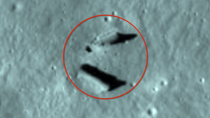 UFO Enthusiast Says These Structures On Moon Appear To Have Been Made By Aliens