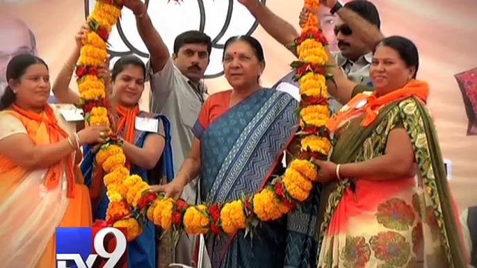 Gujarat CM Anandiben Patel on her way out - Tv9 Gujarati