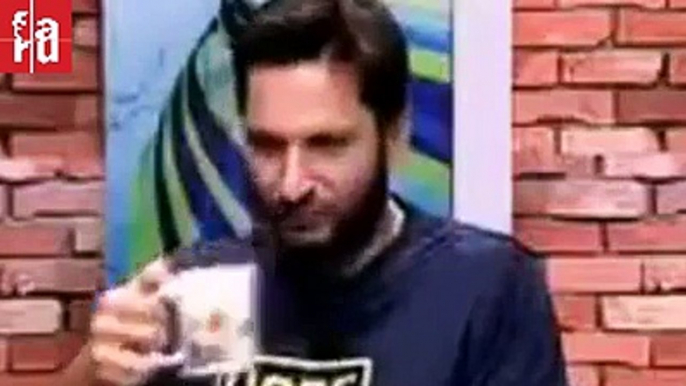 Watch Shahid Afridi Funny Reply When Questioned About His Offshore Company