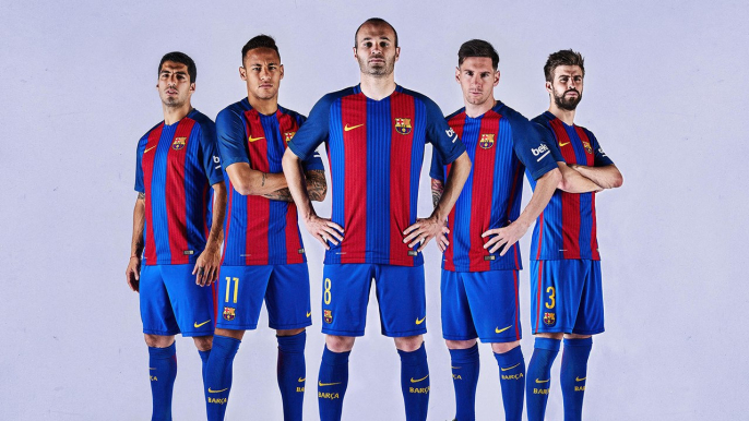 FC Barcelona presents new kit for 2016/17