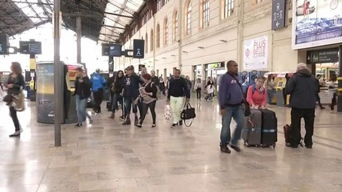 17% de grévistes à la SNCF - Le 01/06/2016 à 16h35