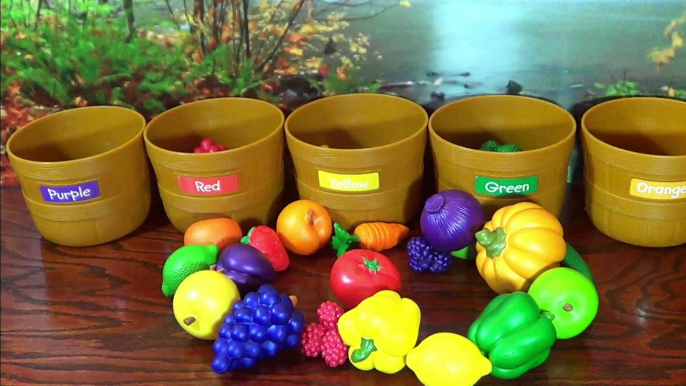LEARN COLORS, Fruits & Veggies with Sorting Fruits and Vegetables Color Toy Basket Set!