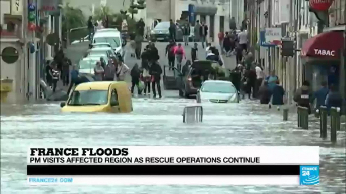 France floods: heavy rains still fall and flood waters due to continue rising