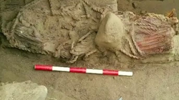 4,500 years old mummified remains of a woman found in Peru