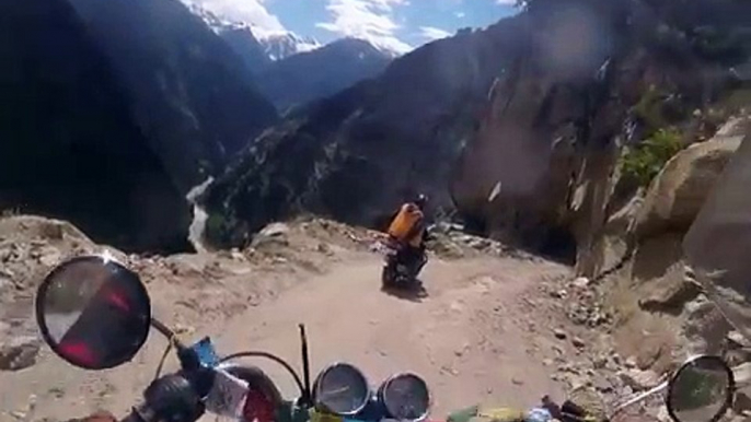 Bike Riding On World's Most Dangerous Road