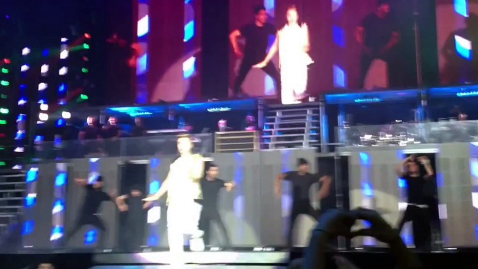 Justin Bieber performing "Somebody to Love" at Madison Square Garden (11/28/12) *HD*