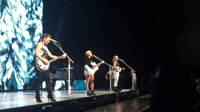 Dixie Chicks - Landslide DCX MMXVI Tour Saratoga Springs, NY