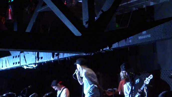 Tonight Alive - "Little Lion Man" [Mumford & Sons cover] (Live in San Diego 3-15-13)