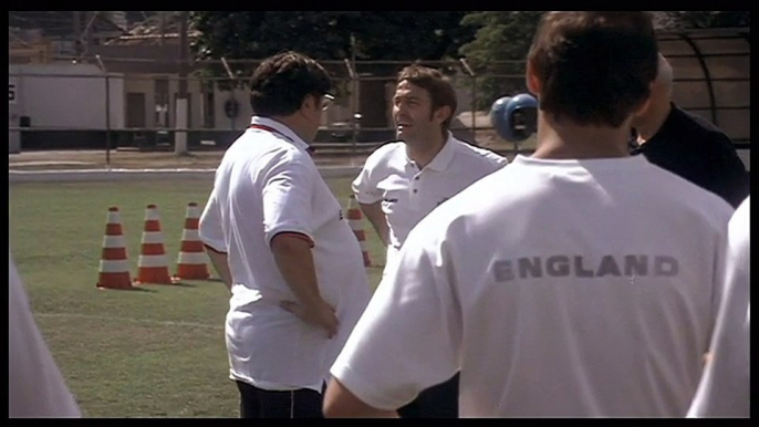 “Mike Bassett, England Manager” de Steve Barron, 2001, extrait 2