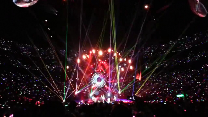 Coldplay - Hurts Like Heaven (Live Montréal 27 Juillet 2012)