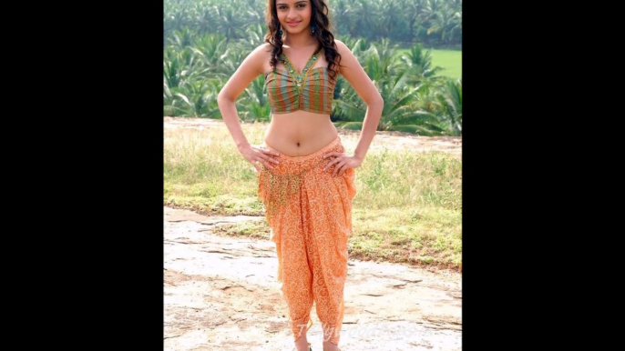 hot actress Sheena Sahabaadi Hot navel sexy look