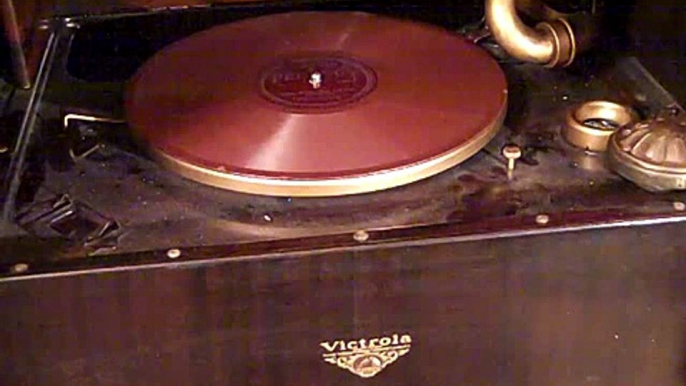 ARNOLD BRILLHARDT'S ORCH. - HELLO, ALOHA, HOW ARE YOU - ROARING 20'S VICTROLA RADIOLA