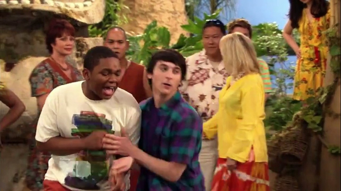 Pair of Kings - S1 E2 - Return of the Kings (2)