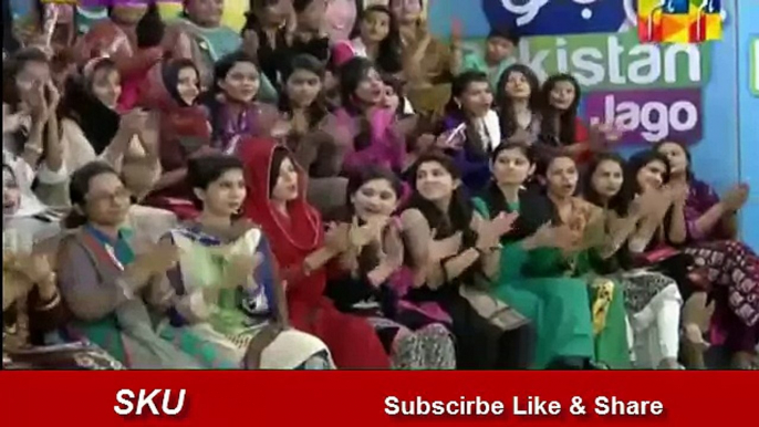 Check out the Dressing of Sadia Imam Husband in Live Show - YouTube