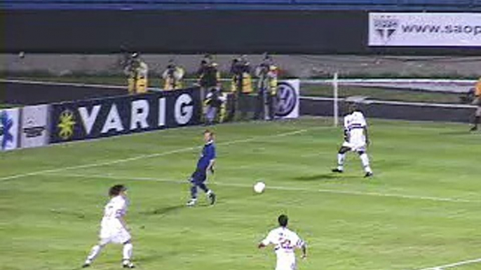 Rogério Ceni Gol 42 Campeonato Brasileiro 2005 São Paulo 1 x 1 Cruzeiro 28 05