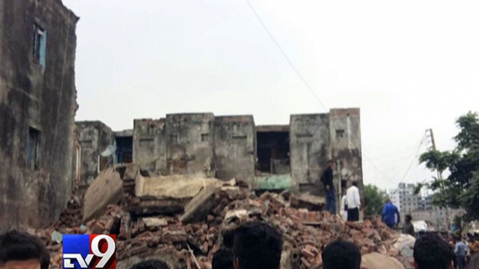 Surat - Apartment building collapse in Sachin area, Many Feared Trapped - Tv9 Gujarati