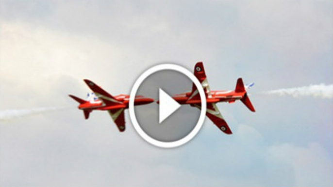 Air show crashes