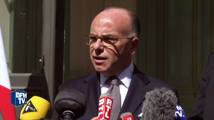 Cazeneuve: "une vingtaine de mosquées ont été fermées" et "il y en aura d'autres"