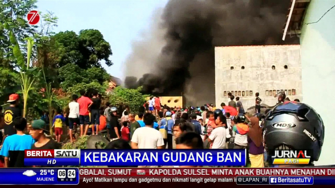 Gudang Penyimpanan Ban Indramayu Terbakar