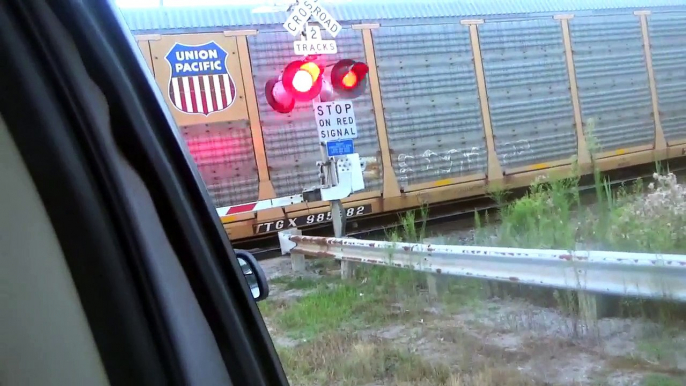 CN 3023 Leading CN 2943 Long CN WestBoundMixedFreight CN Train In PortHuron Michigan.STOPPED.