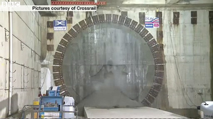 Crossrail tunnel breaks through into Canary Wharf station