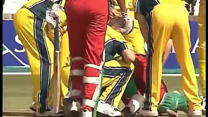 Shoaib Akhtar Vs Brett Lee Fast ! Faster !! Fastest !!!! Best Bowling and Wickets