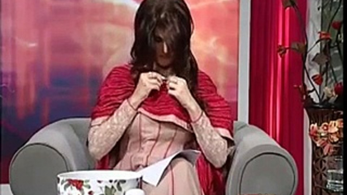 See What Happens in Morning Shows Behind the Camera – You will be Shocked - [FullTimeDhamaal]