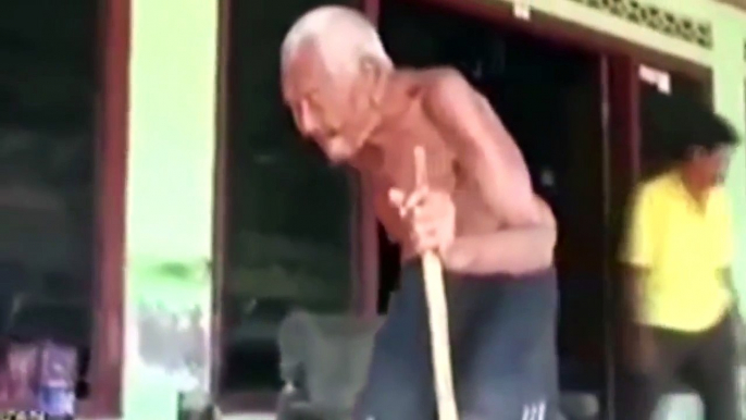 WORLD OLDEST HUMAN ALIVE ALMOST 200 YEARS OLD (Mbah Gotho 145 Years old From Indonesia)