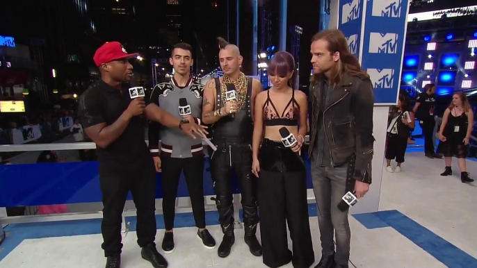 DNCE Chats with Charlamagne Tha God | 2016 Video Music Awards | MTV